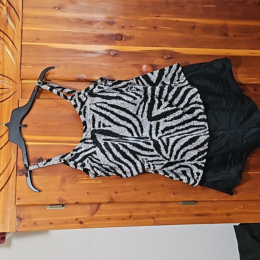 Croft & Barrow Swimsuit Size 14